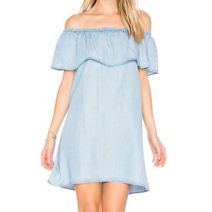 BB Dakota Off the shoulder dress